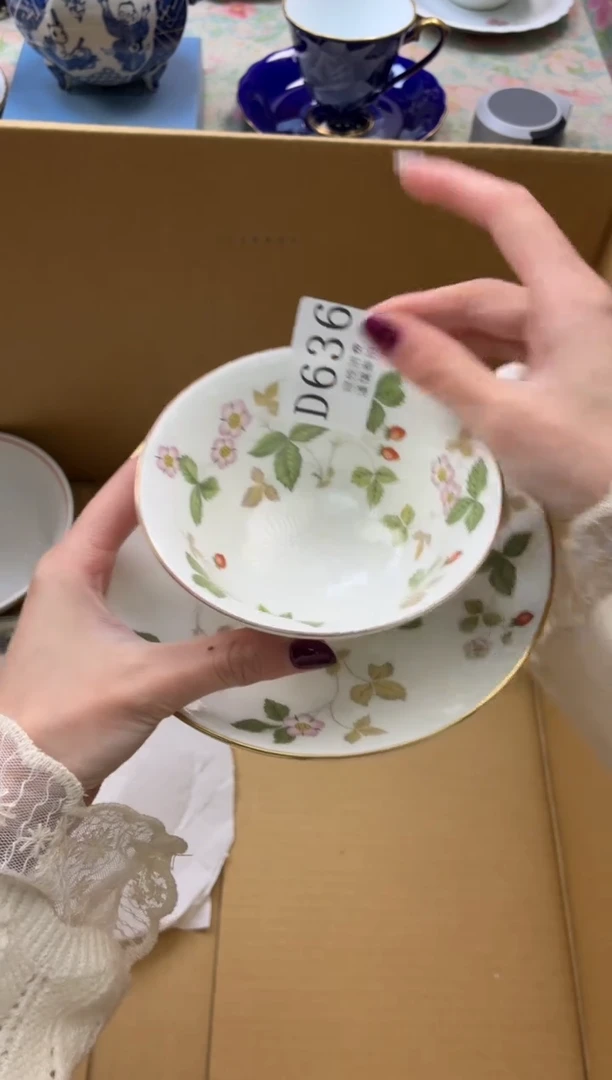 瓷片语****朵       D636