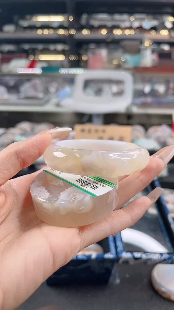 未镶嵌手镯石英质玉57圈口（赠品镯心）158895