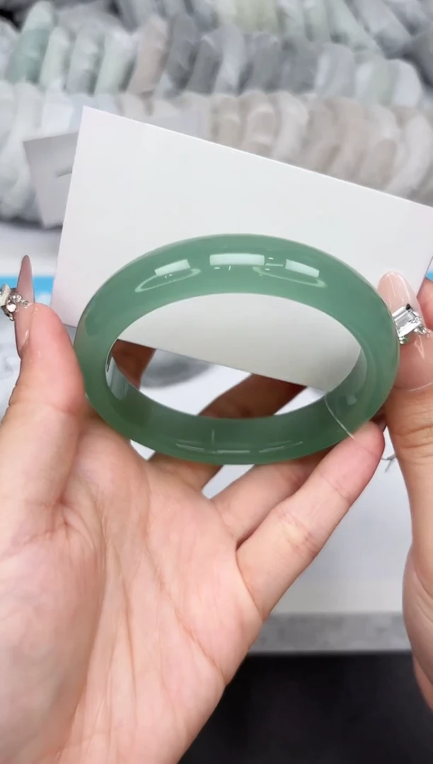 石英质玉手镯未镶嵌155-61.8