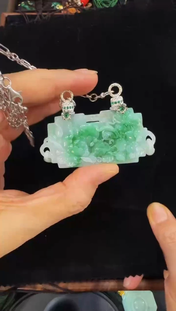 颈饰未镶嵌翡翠国风