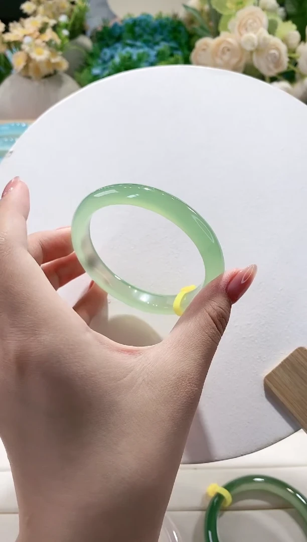 玛瑙/玉髓手镯未镶嵌5-56.9