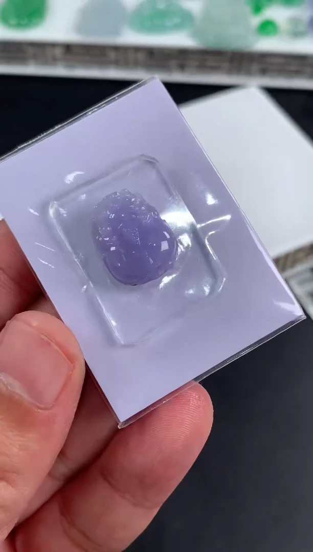 未镶嵌定制翡翠王***，翡翠