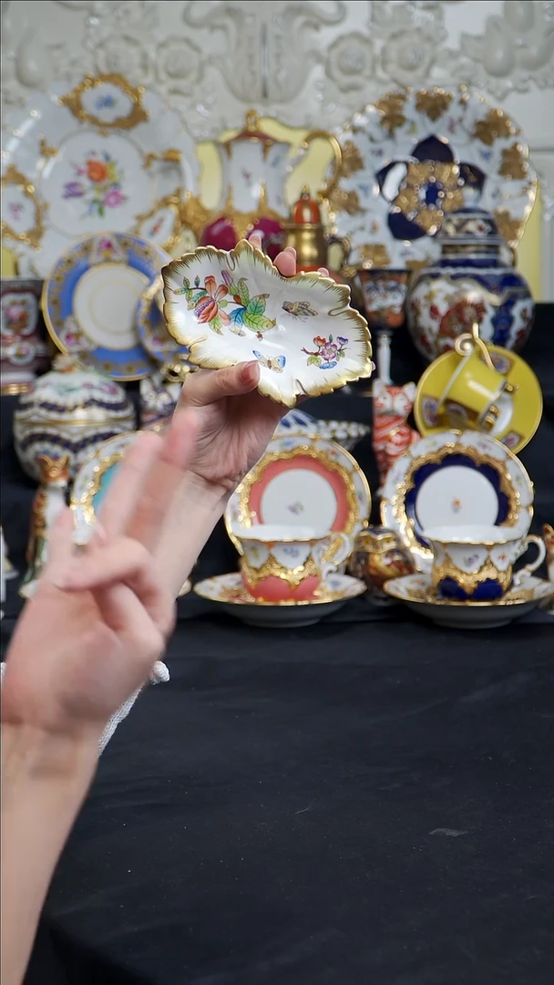 骨瓷婷婷中古器物如图所示162