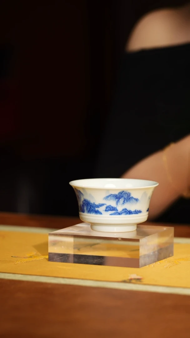 MS刘建峰窑山水马蹄杯