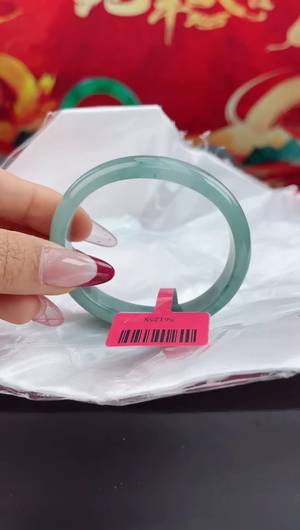 【闪购商品】翡翠手镯（贵妃镯）未镶嵌翡翠手镯12