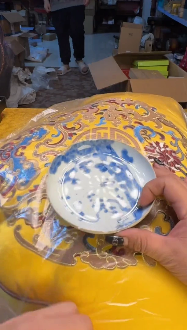 瓷器瓷器瑕疵破破75一对