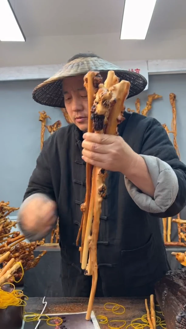 【闪购商品】黑果木其他黑果木260