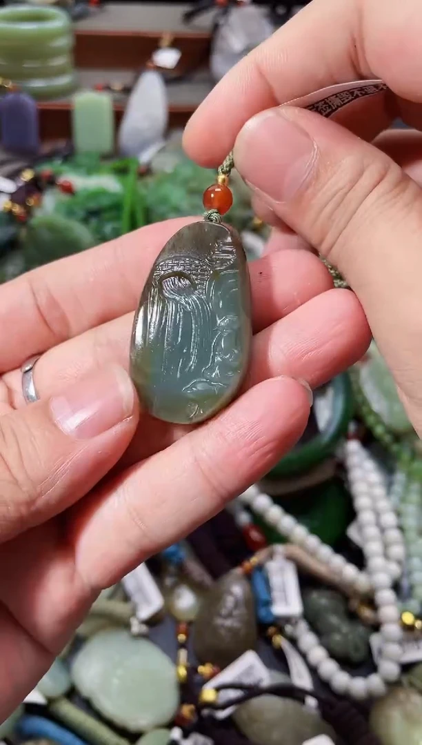 和田玉未镶嵌颈饰拍一发一