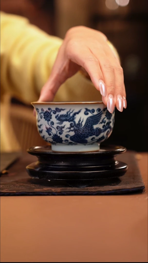 素器 气柴窑 月影白 缠枝凤如是杯