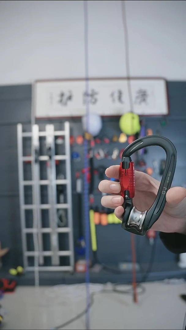 微瑕滑轮主锁