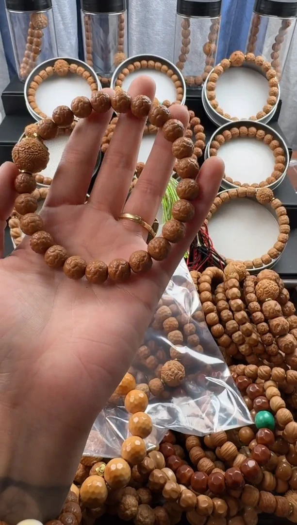 手串猴头核桃饕餮送单颗雕刻返油