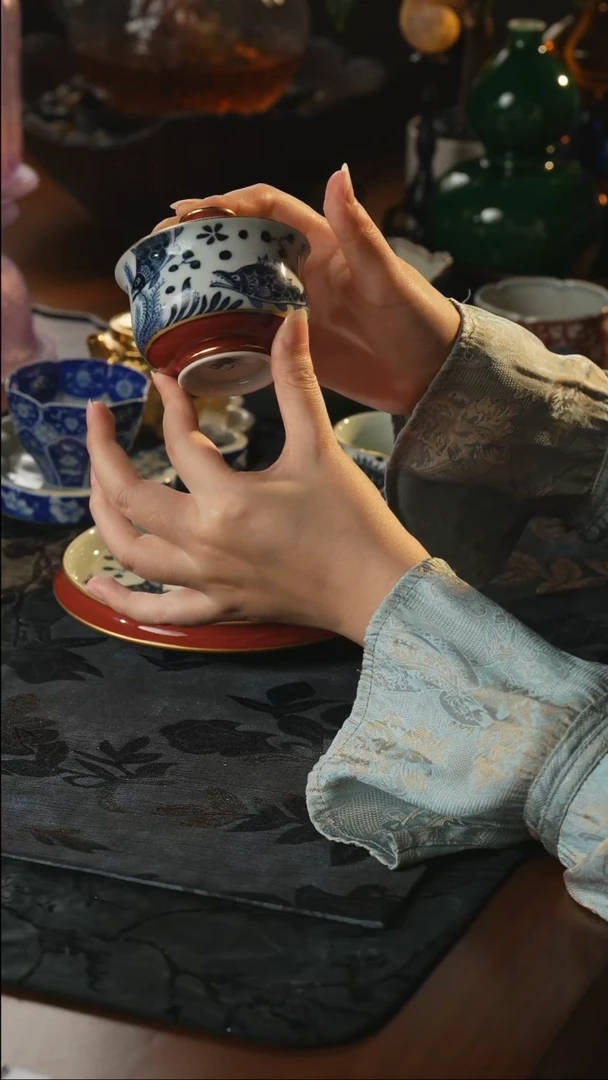 瓷片一如山坊
