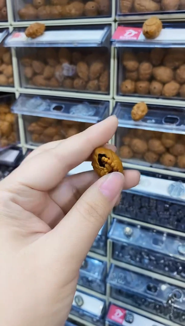 【闪购商品】非洲檀香无事牌无相佛橄榄核