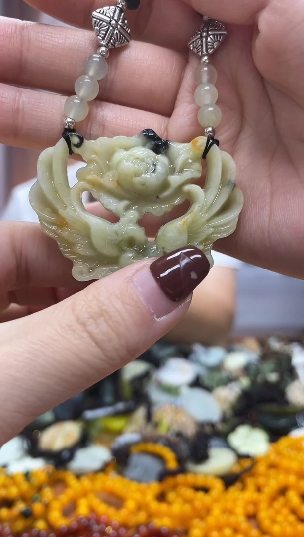 未镶嵌岫玉吊坠·