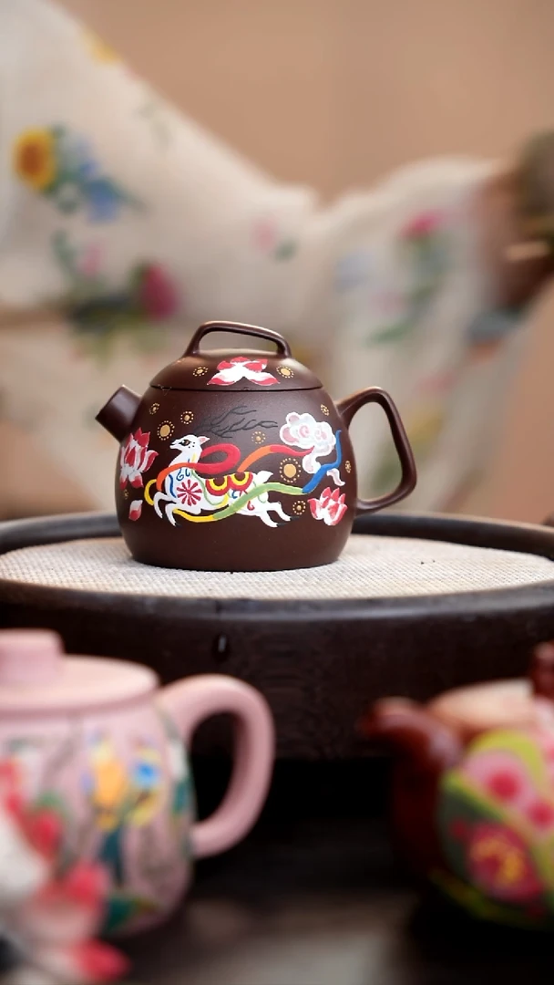 茶壶紫砂001 紫泥集合秦权泥绘九色鹿