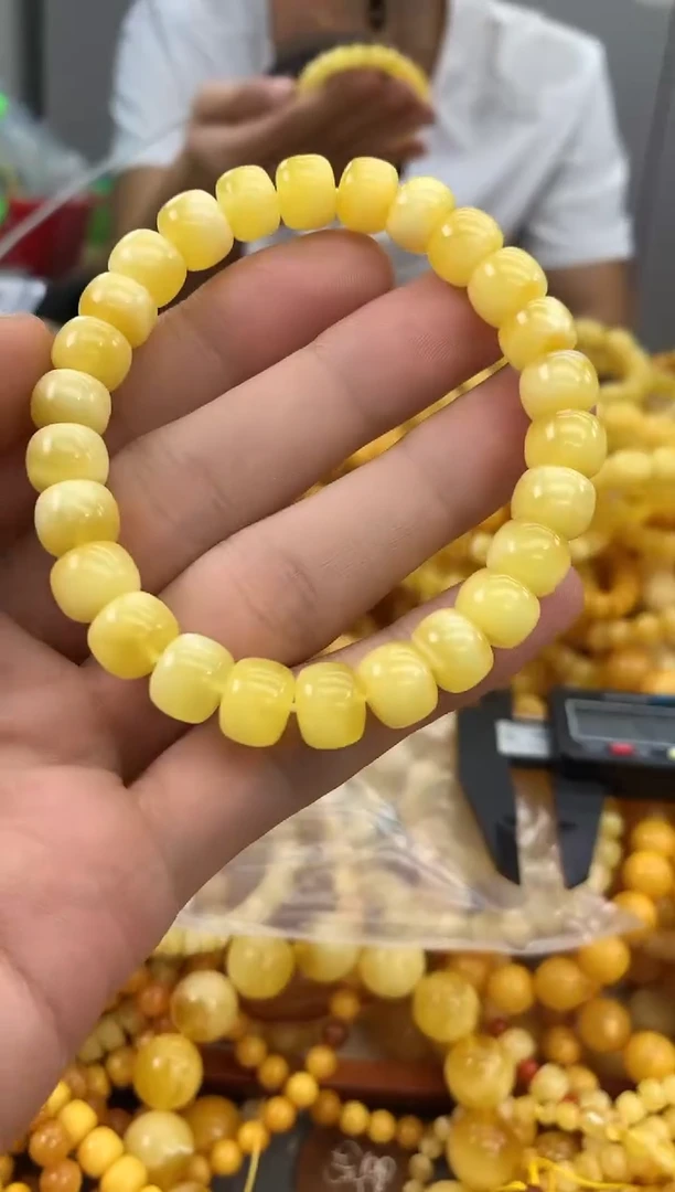 裸石蜜蜡未镶嵌手串