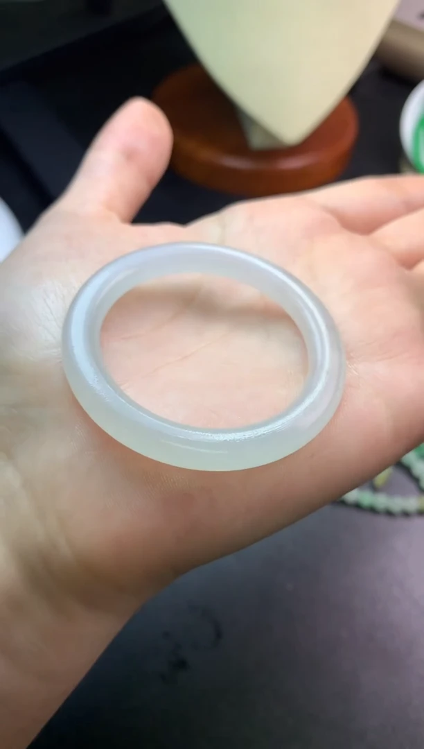 定制翡翠未镶嵌毛货