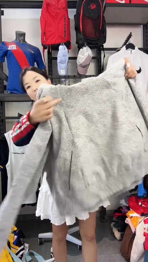 659   编码 瑕疵款直播间过款为准 尺码   165