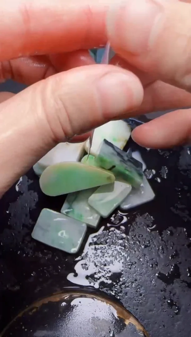 颈饰未镶嵌翡翠48