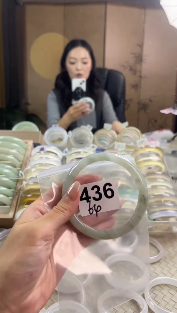 手镯玛瑙/玉髓未镶嵌天山翠默认微抠436