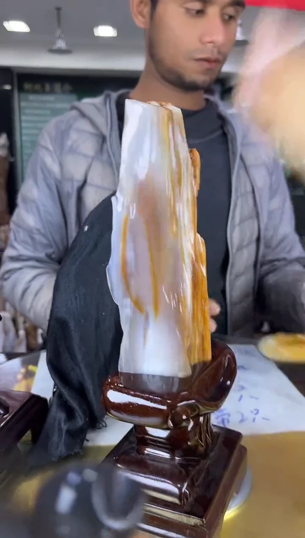 缅甸天然树化玉精品居家摆件