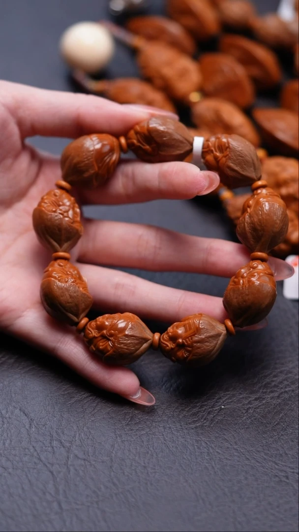 把件橄榄核H****生包衣财神