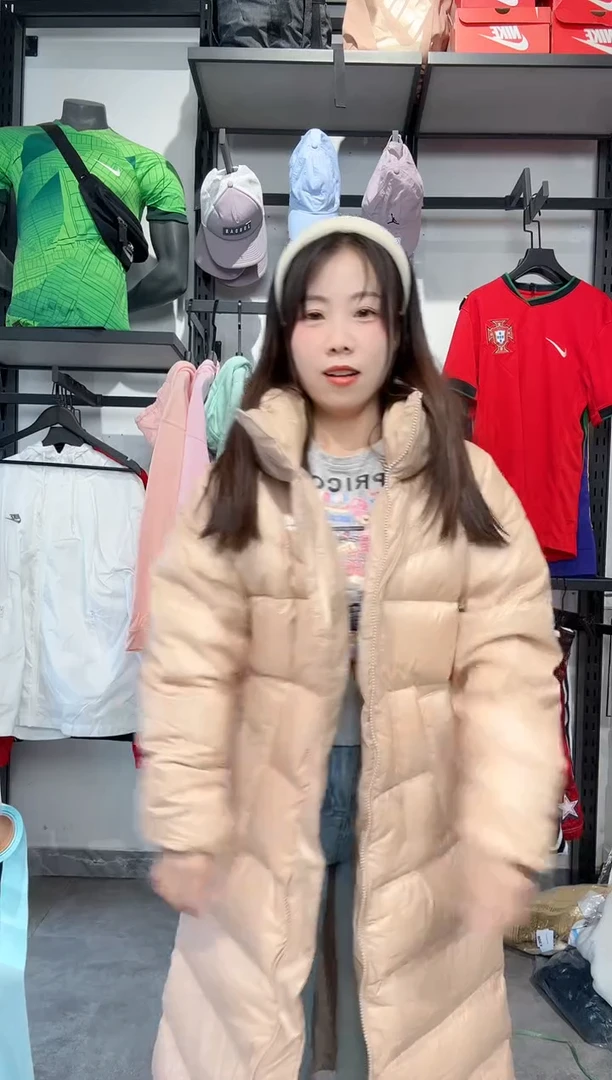 1473   编码 瑕疵款直播间过款为准 尺码 155S长款