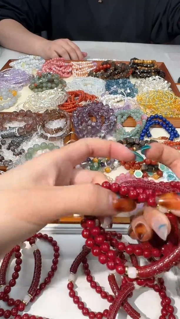 【闪购商品】水晶手链未镶嵌A004朱sha半镯手串