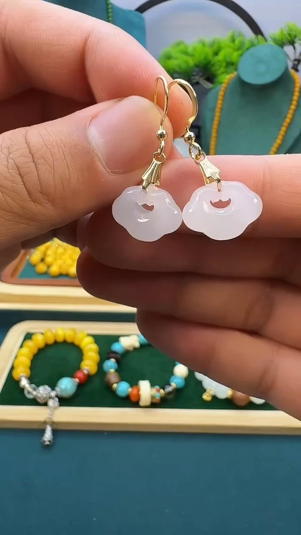 和田玉14K金镶嵌耳饰E83