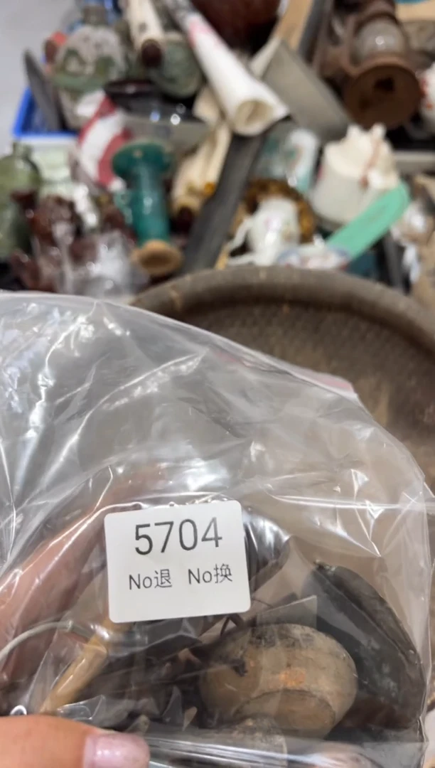 瓷片方?55667788202508105704