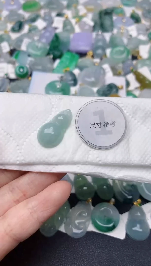 颈饰未镶嵌翡翠天然缅甸A货翡翠