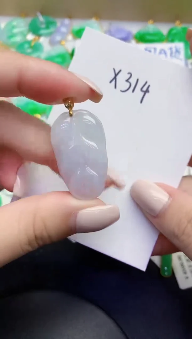 颈饰未镶嵌翡翠缅甸天然翡翠A货