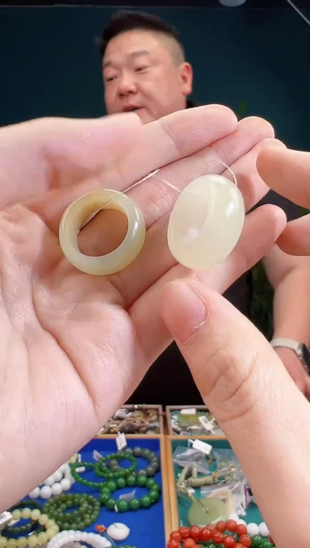 颈饰未镶嵌和田玉多样性发货 拍一单发一个