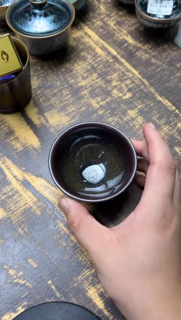 邹云源紫气东来束口盏