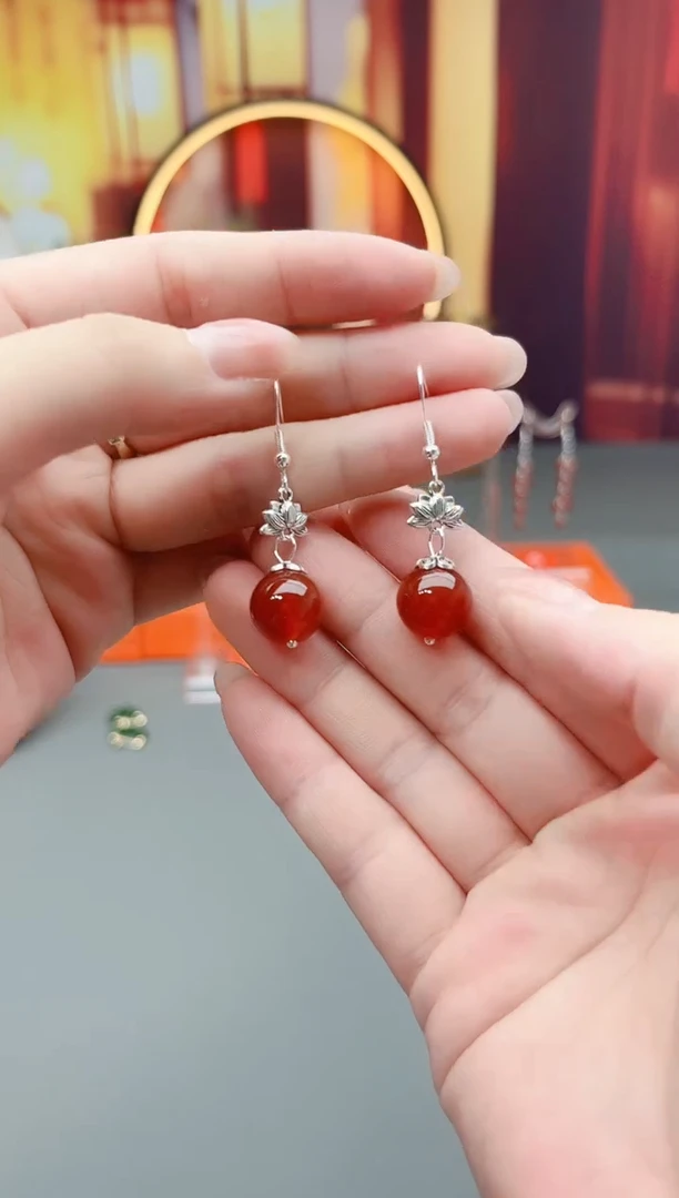 银S925镶嵌耳钉玛瑙/玉髓718