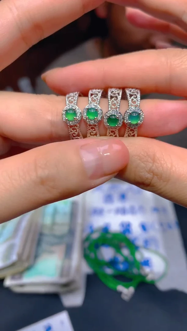 【闪购商品】定制翡翠未镶嵌5多样性发货（发其一）