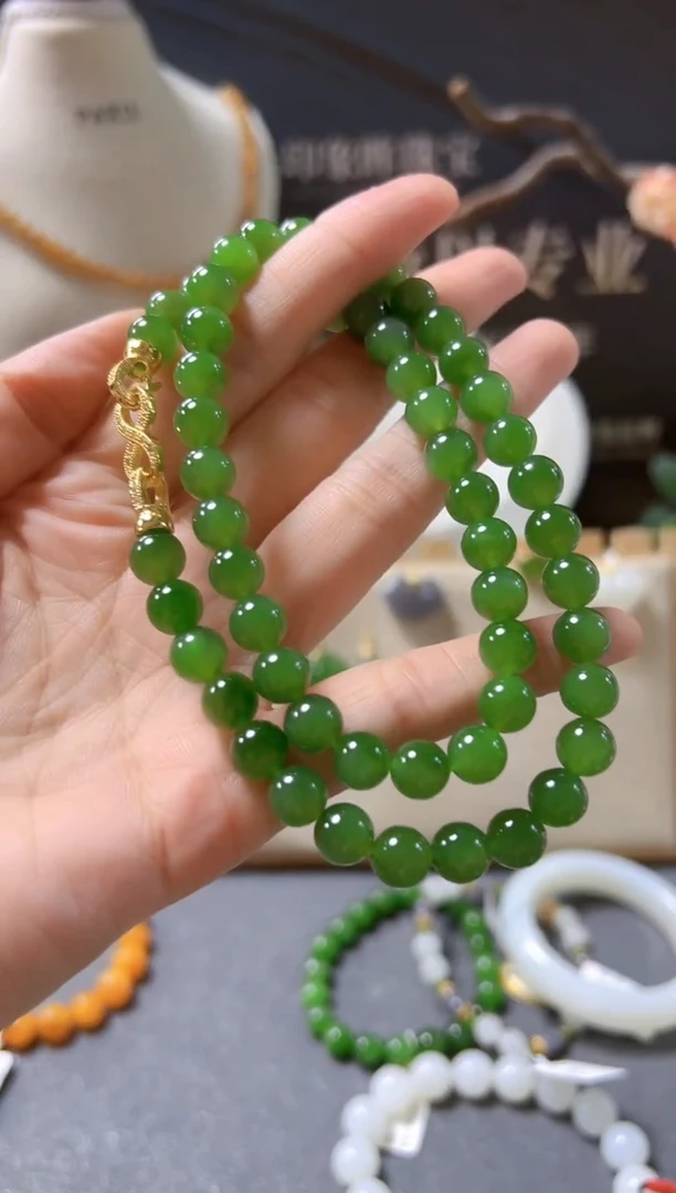 颈饰合金和田玉8/支持复检/多样性发一cg