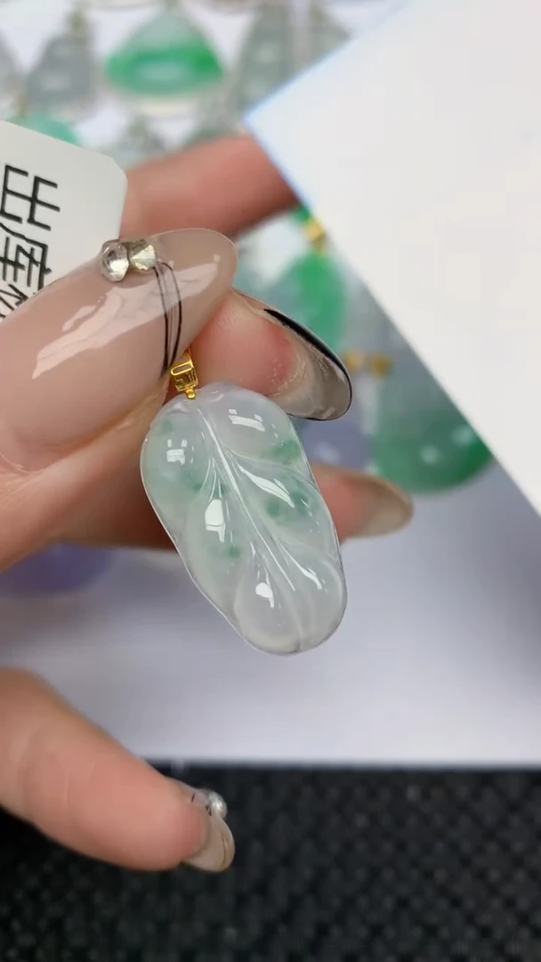 颈饰18K金镶嵌翡翠天然缅甸翡翠a货百元以上9元证书费自理