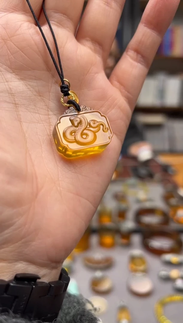 【闪购商品】琥珀颈饰未镶嵌发发蛇手机挂--多样性发一