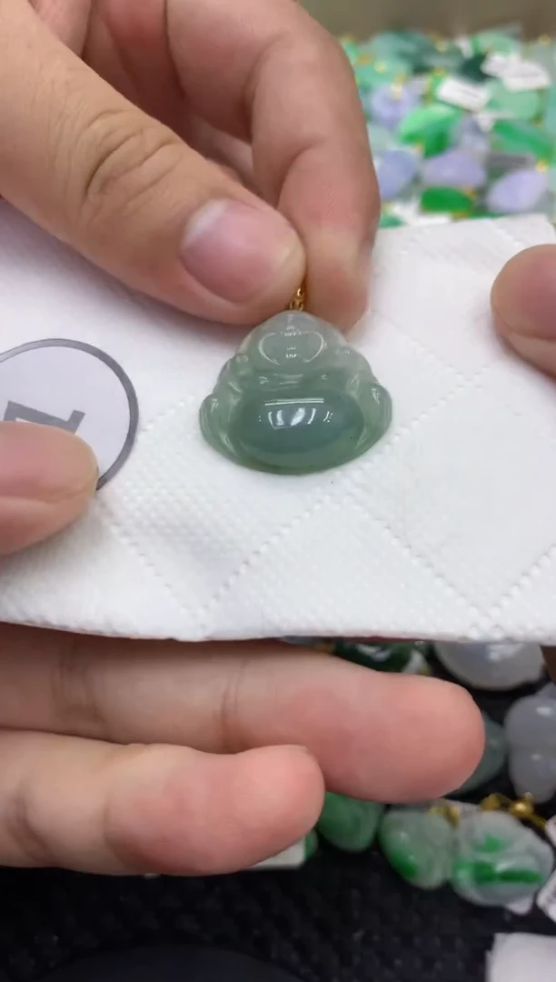 颈饰未镶嵌翡翠天然缅甸翡翠A货