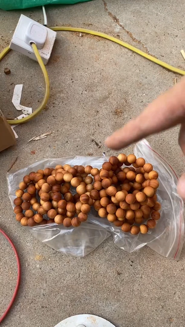 柏木（崖柏）太行陈化崖柏15毛珠