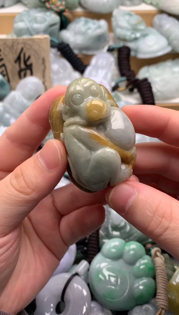 吊坠(不含链)未镶嵌翡翠1