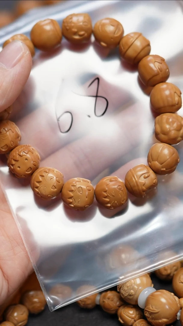 【闪购商品】猴头核桃吊坠啊啊啊