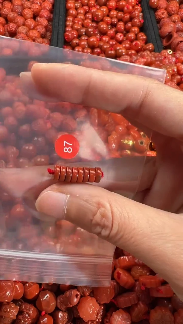 【闪购商品】南红玛瑙颈饰未镶嵌3