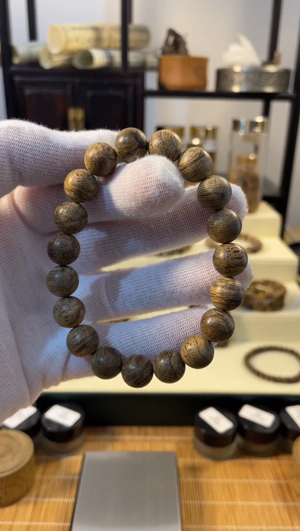 手串沉香东马沙巴 11mm 10g lc0020