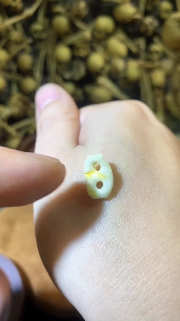 【闪购商品】琥珀颈饰未镶嵌67蜜蜡无相隔珠卡子