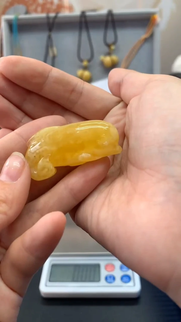 【闪购商品】琥珀珠宝奇石未镶嵌1068