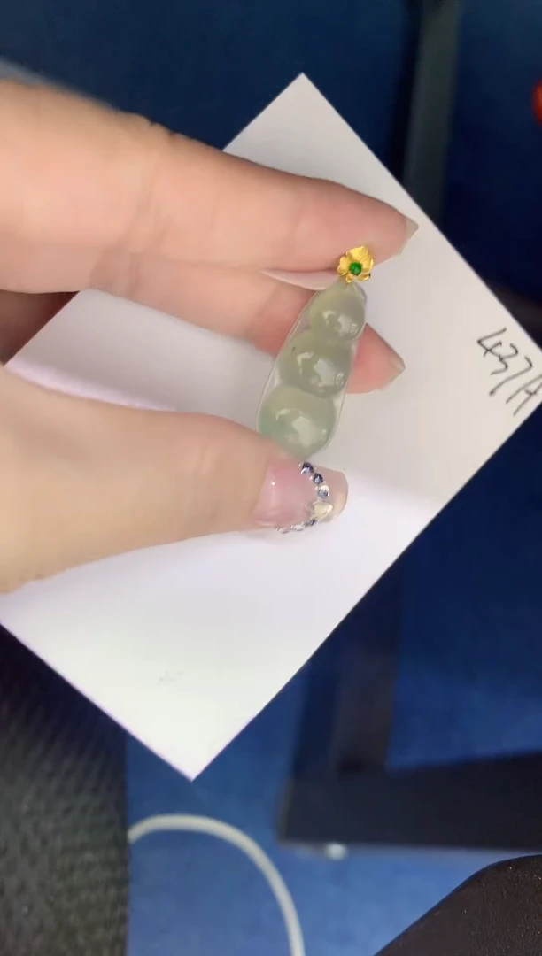 颈饰18K金镶嵌翡翠天然缅甸a货翡翠