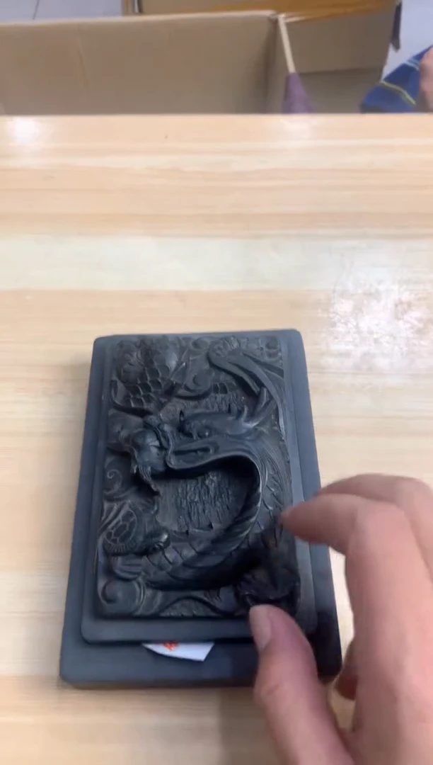 默认微瑕，no退no换，介意勿拍