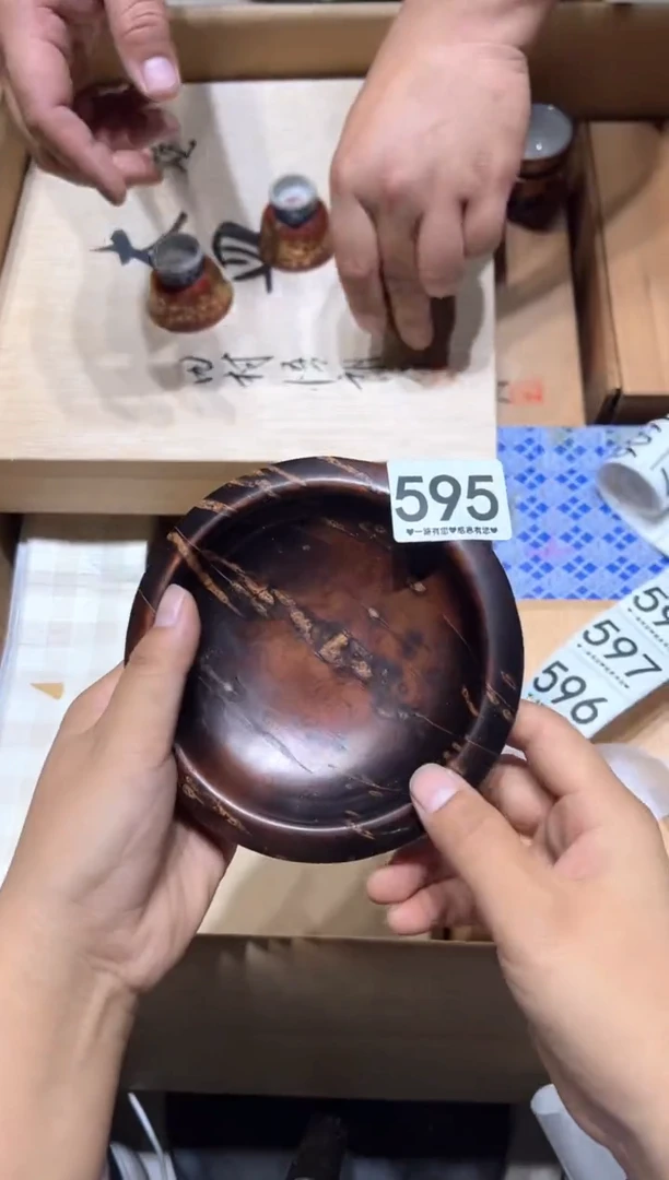瓷片大****y595............